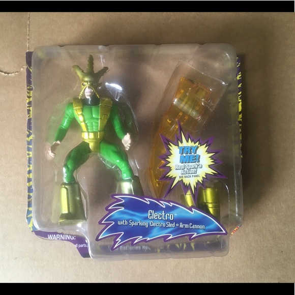 USED Toybiz Spiderman Electro Spark Series, 1997 - Picture 2 of 5